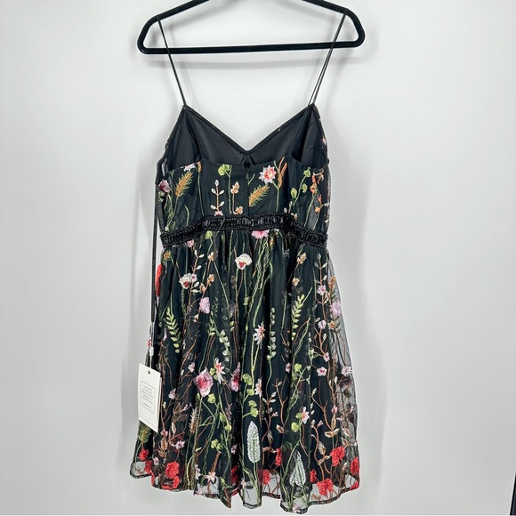 NEW Mac Duggal Floral Embroidered Black Cocktail A Line Dress Black Size 12 - Picture 10 of 10